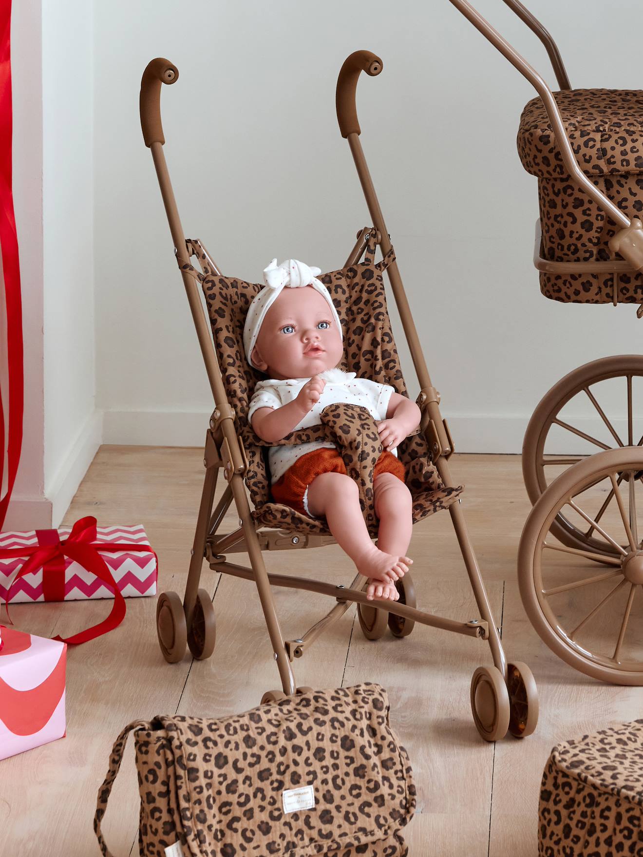 Puppen-Buggy VERTBAUDET x ENVIE DE FRAISE Leo-Capsule Puppen-Buggy VERTBAUDET x ENVIE DE FRAISE Leo-Capsule von Vertbaudet