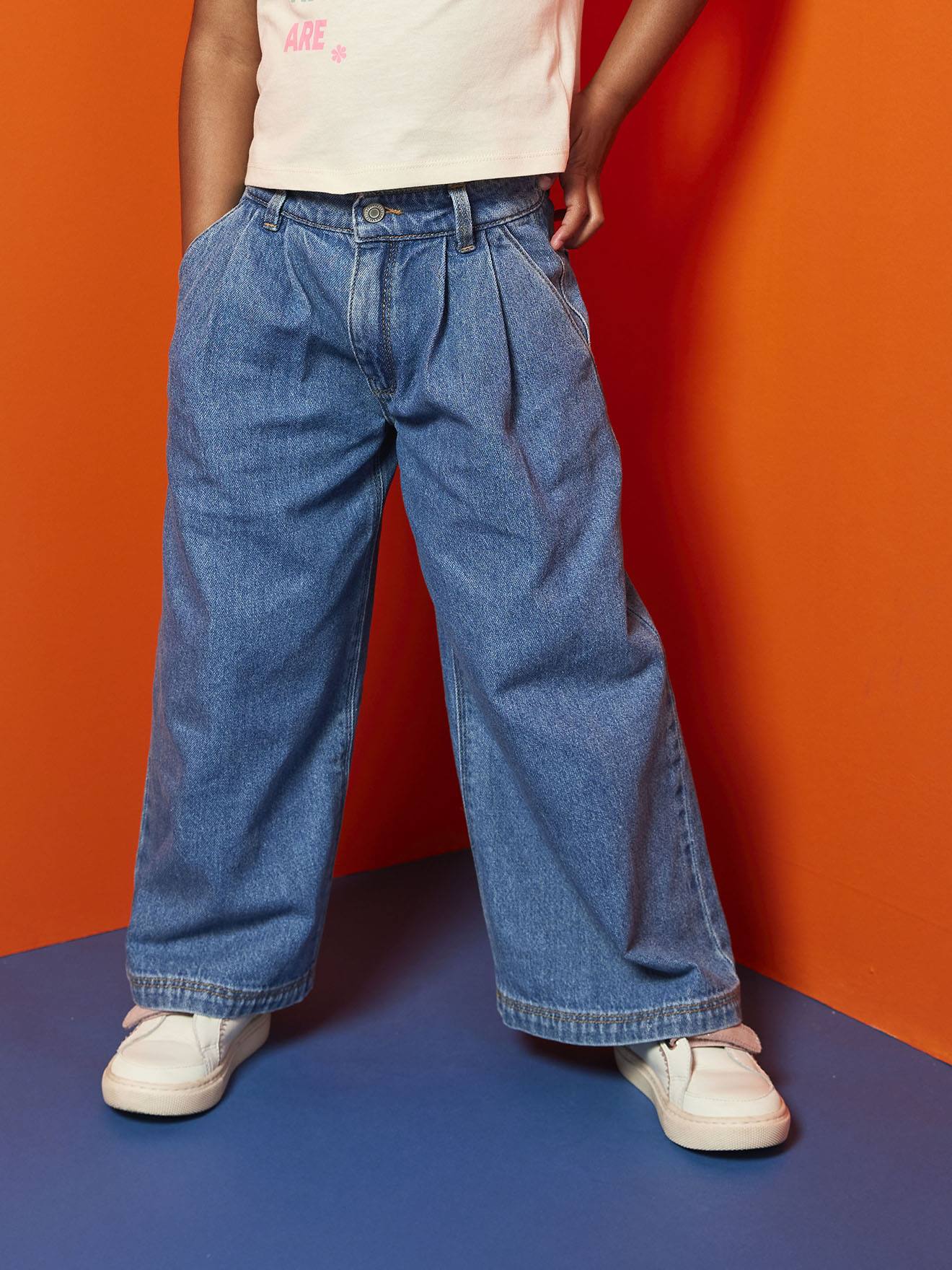 Weite Mädchen Jeans mit Bundfalten Weite Mädchen Jeans mit Bundfalten von Vertbaudet