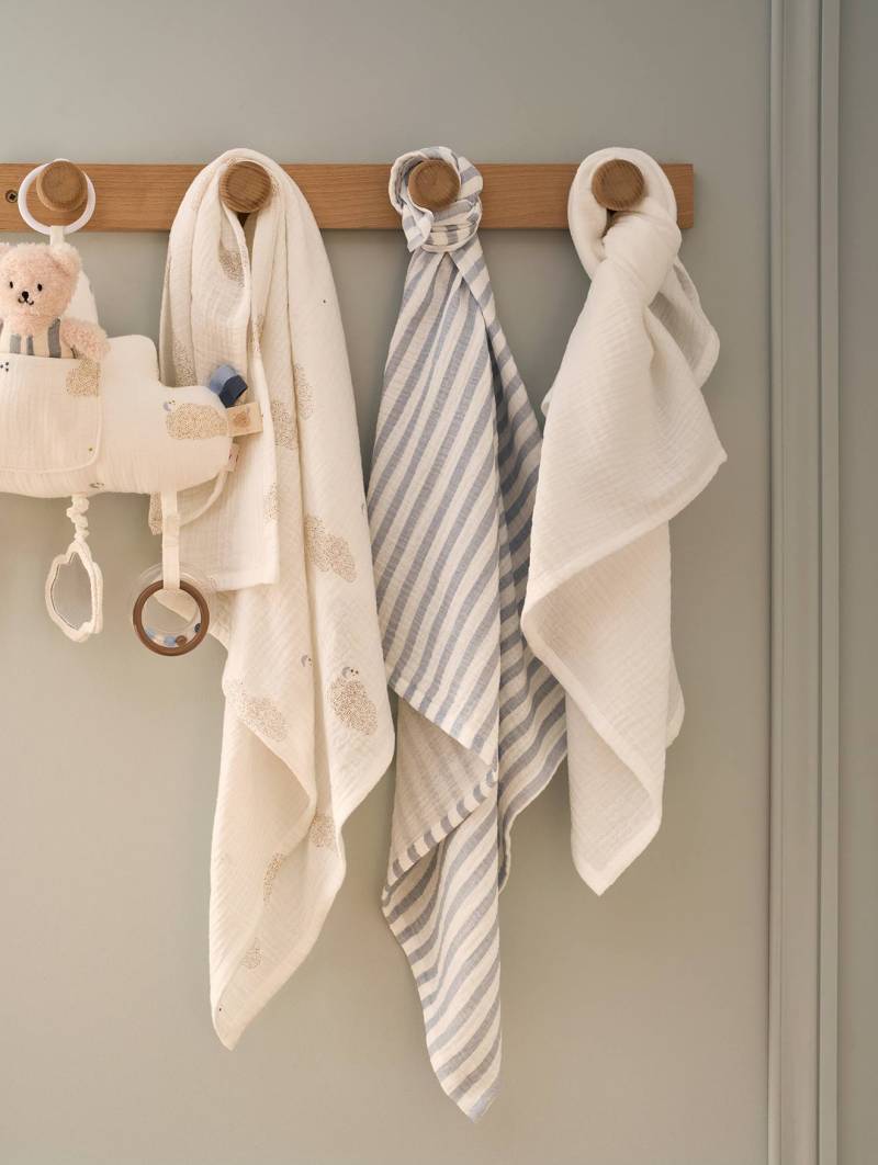 Wickeltücher Baby 3er-Set IN DEN WOLKEN von Vertbaudet