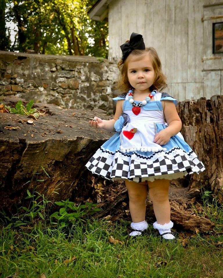 Alice Im Wunderland Flutter Kostüm, Dress, Party, Mädchen von VeryChicBaby