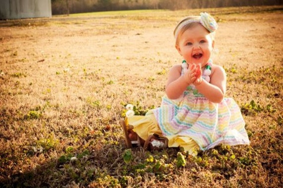 Osterkleid Chevron Pastell Rainbow, Mädchen von VeryChicBaby