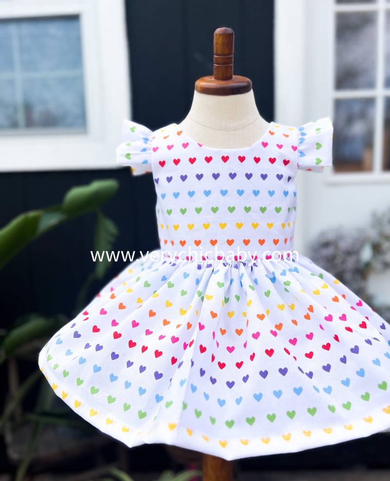 Regenbogen Geburtstagskleid, Kleid Mädchen von VeryChicBaby