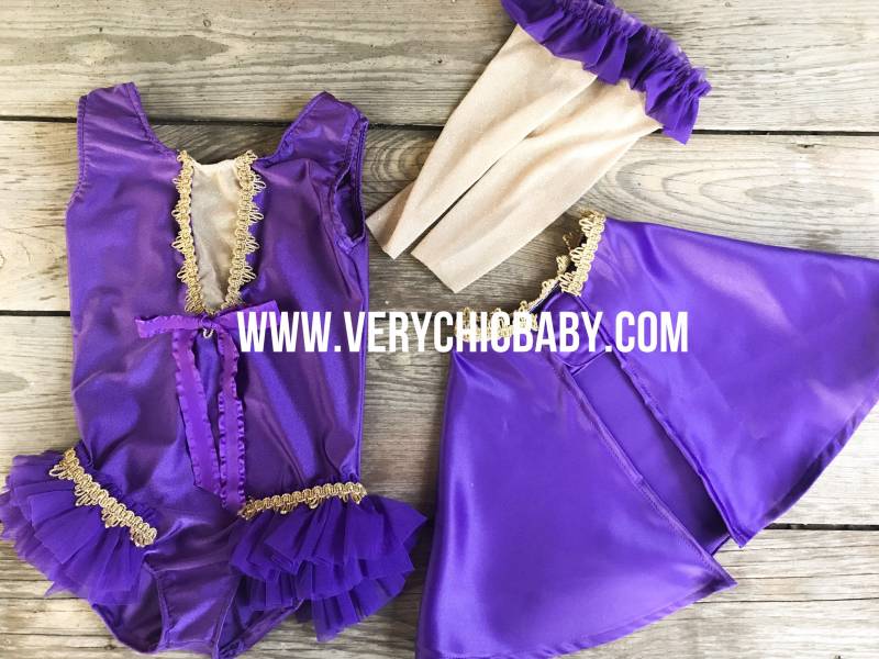 Trapezkünstlerkostüm Mädchen; Kleine Mädchen Lila Schaustellerkostüm; Lila Zirkus Trikot; Acrobat Kostüm von VeryChicBaby