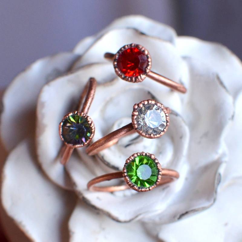 Facettierter Glas-Diamantform-Ring, 20 Farben, Wählen Sie Ihre Größe, Auf Bestellung Gefertigt, Kupferring, Elektrogeformter Ring, Knöchel Facettierter Glas-Diamantform-Ring, 20 Farben, Wählen Sie Ihre Größe, Auf Bestellung Gefertigt, Kupferring, Elektrogeformter Ring, Knöchel von VeryMeadow