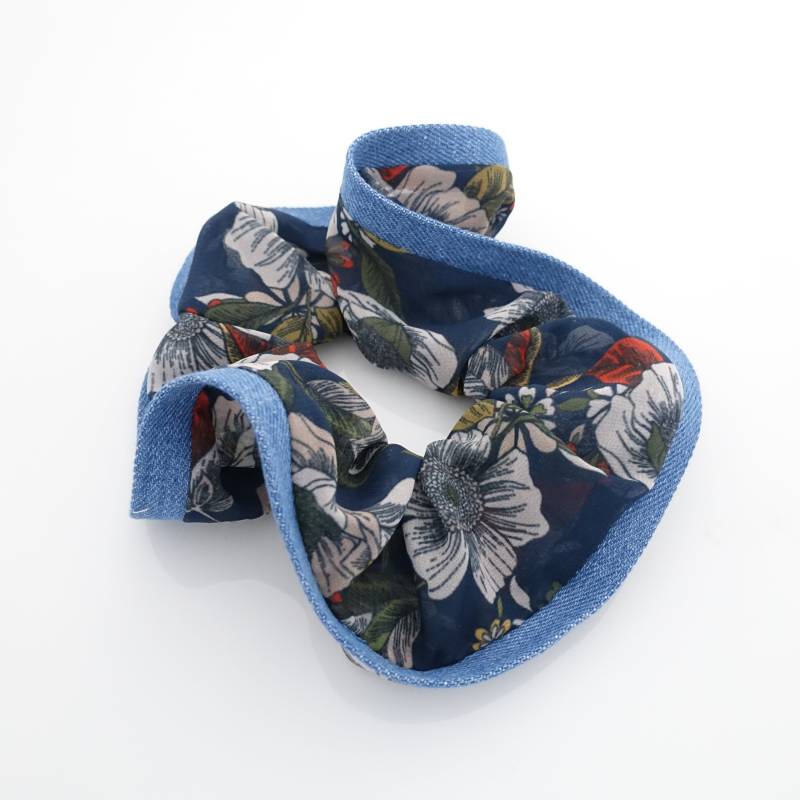 Chiffon Blumendruck Denim Scrunchie Frauen Haar Elastisch Scrunchie Accessoire Für Frau von VeryShine