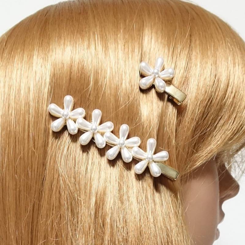 Eine Reihe Von Blütenblatt Perle Haarspangen von VeryShine