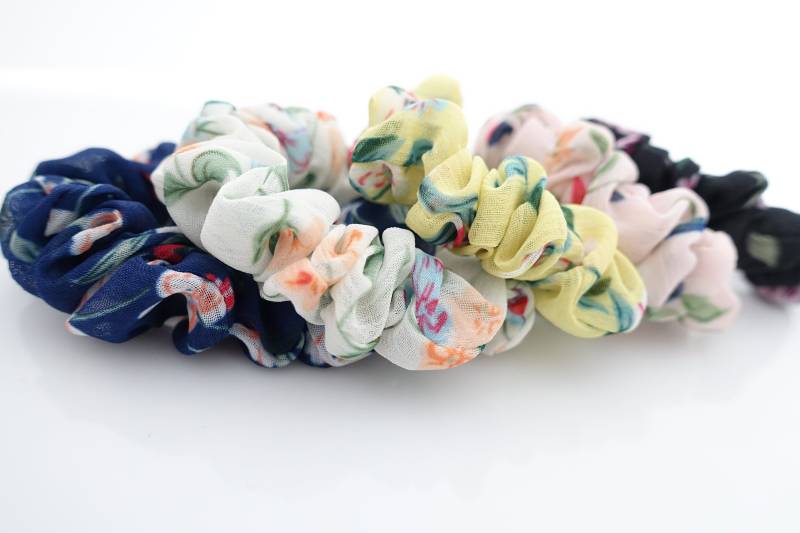 Floral Chiffon Haargummis Dünne Haargummis, 5Er Set von VeryShine