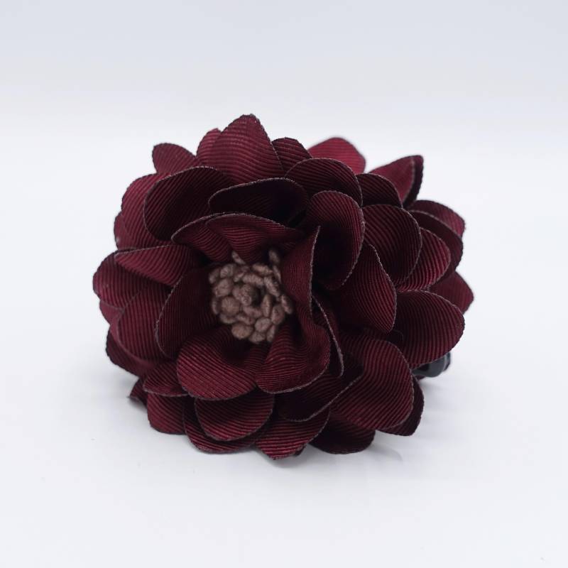 Grosgrain Blütenblatt Stempel Verziert Blumen Haarklaue Clip Frauen Haar Accessoire von VeryShine