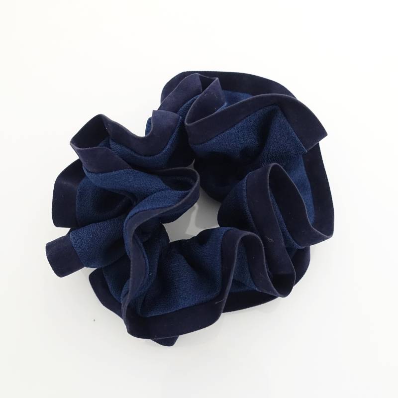 Wildleder Trim Scrunchies Herbst Winter Mode Haargummi Frauen Haar Accessoire von VeryShine