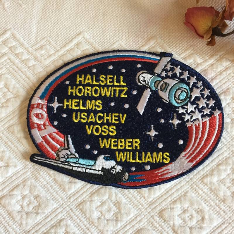 Jahrgang Nasa Sts-101 Space Shuttle Patch Genäht Halsell, Horowitz, Helms, Usachev, Voss, Weber, Williams. Genähte Und Lab von VeryVictorianStudio