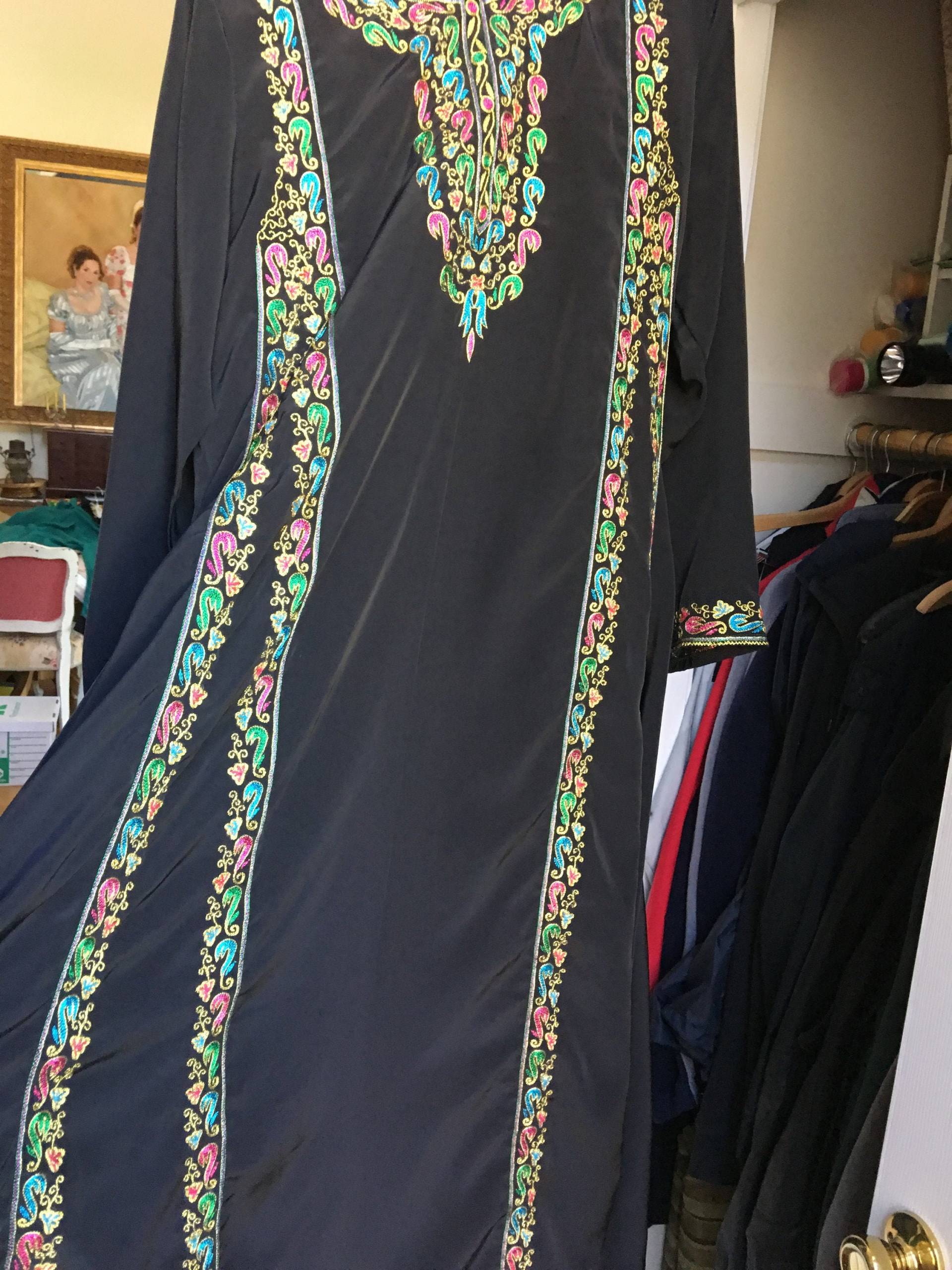 Vintage-Pakistani Dress Und Pants Outfit. Metallisch Besticktes Cool Black Tunic Dress. Dekorierte Schlaf-Und Pant Leg Manschetten. Größe 12 Us von VeryVictorianStudio