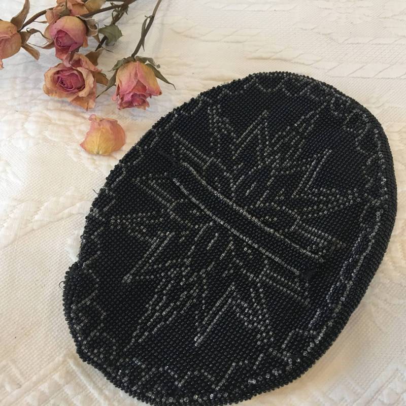 Vintage Schwarze Klare Perlen Clutch Portemonnaie. Sunburst Style Design Klare Geschwärzter Rand Mit Den Restlichen Schwarzen Perlen. Perlen-Clutch von VeryVictorianStudio