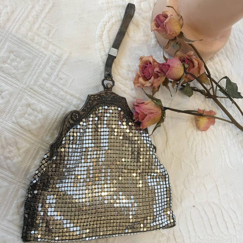 Vintage Silver Mesh Whiting Davis Abendtasche. 925 Silber Verzierter Jugendstil Rahmen. Maschengriff Mit Schieber. Spiegel Haarnadeln von VeryVictorianStudio