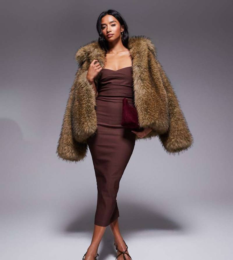 Vesper Petite - Midaxi-Kleid aus Bengaline in Schokobraun mit geraffter Vorderseite und Herzausschnitt-Brown von Vesper Petite