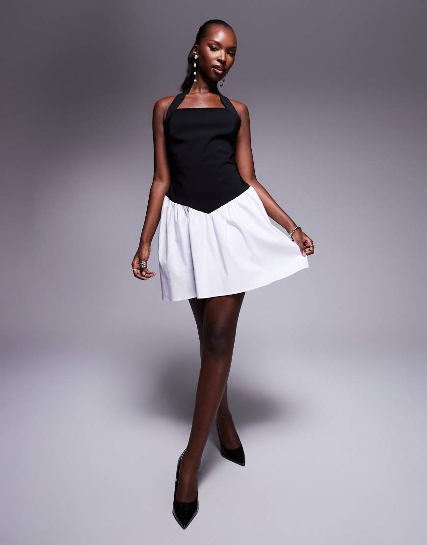 Vesper - Minikleid aus Bengaline in Schwarzweiß mit Neckholder und kontrastierendem Design-Bunt von Vesper