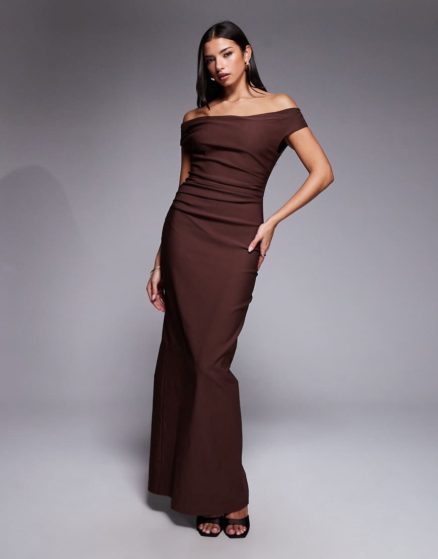 Vesper - Schulterfreies Maxikleid in Schokobraun mit geraffter Vorderseite-Brown von Vesper