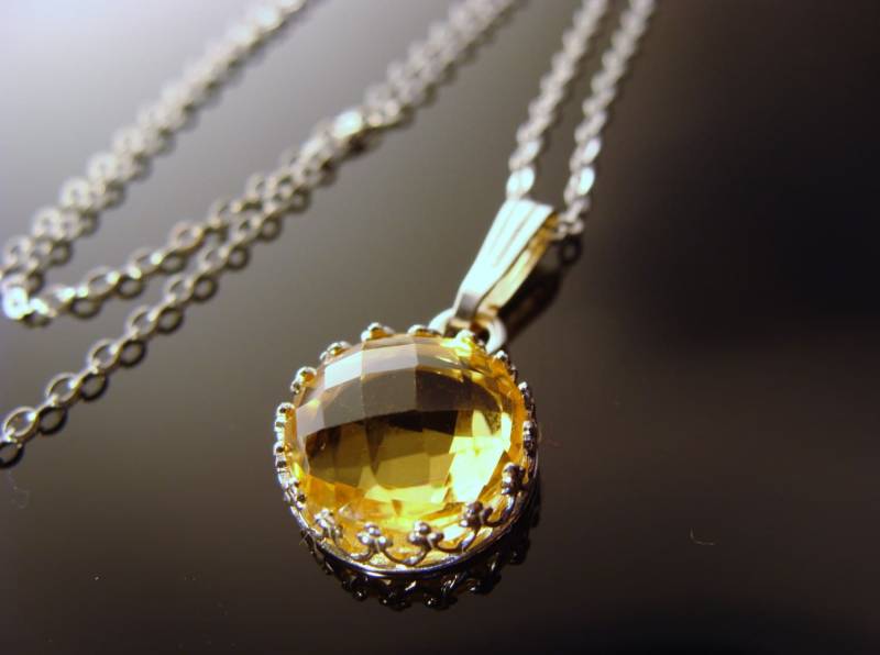 Citrin Anhänger Halskette Facettierte Lünette Set Edelstein 925 Sterling Silber Gelber Schmuck von VestaJewelry