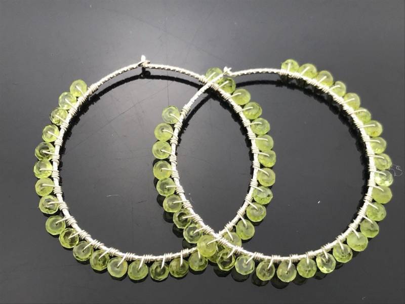 Große Peridot Creolen 925 Sterling Silber August Birthstone Schmuck Grüne Edelstein Handgefertigtes Geschenk Für Sie von VestaJewelry