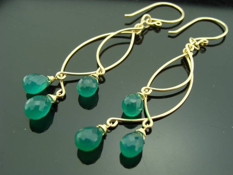 Grüner Onyx Kronleuchter Ohrringe 14K Gold Gefüllt Edelstein Baumeln Handgemachter Statement Schmuck Grüner Onyx Kronleuchter Ohrringe 14K Gold Gefüllt Edelstein Baumeln Handgemachter Statement Schmuck von VestaJewelry