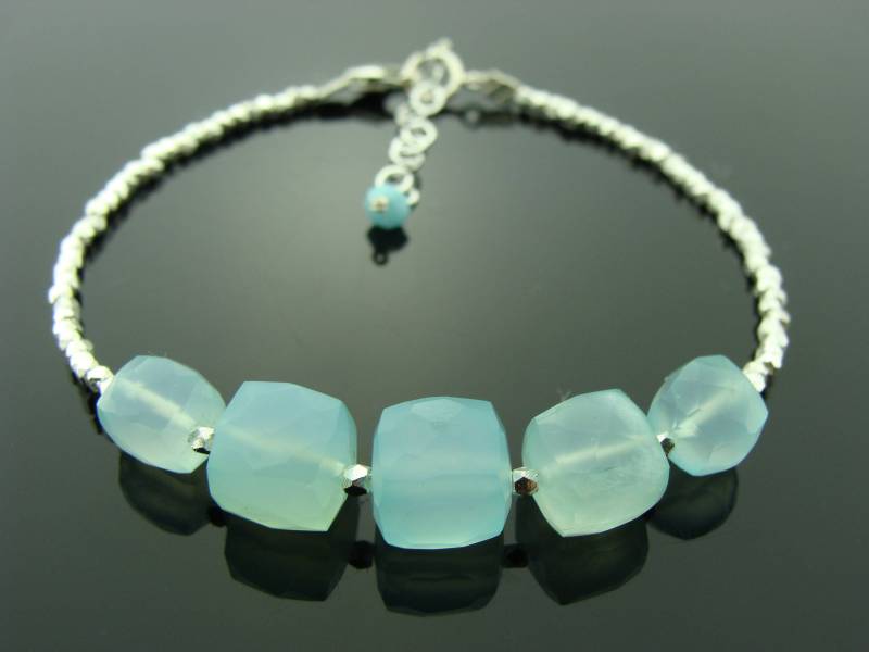 Hill Tribe 925 Sterling Silber Armband Aqua Blue Chalcedon Edelstein Würfel Schmuck Zierliches von VestaJewelry
