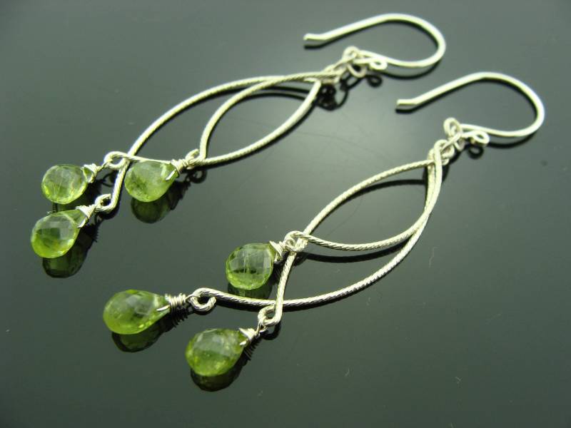 Lange Peridot Kronleuchter Ohrringe 925 Sterling Silber Grüner Edelstein Schmuck Lange Peridot Kronleuchter Ohrringe 925 Sterling Silber Grüner Edelstein Schmuck von VestaJewelry
