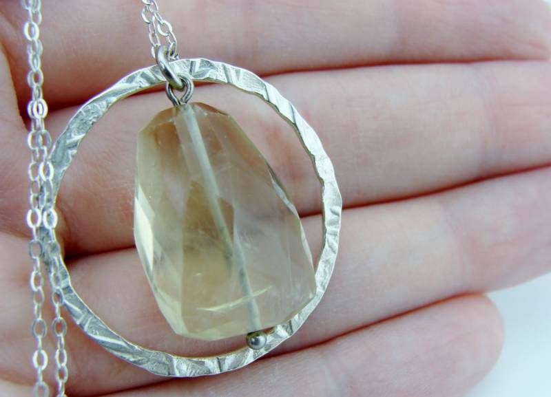 Lemon Quartz Halskette 925 Sterling Silber Gelber Edelstein Anhänger Zierlicher Schmuck Birthstone von VestaJewelry