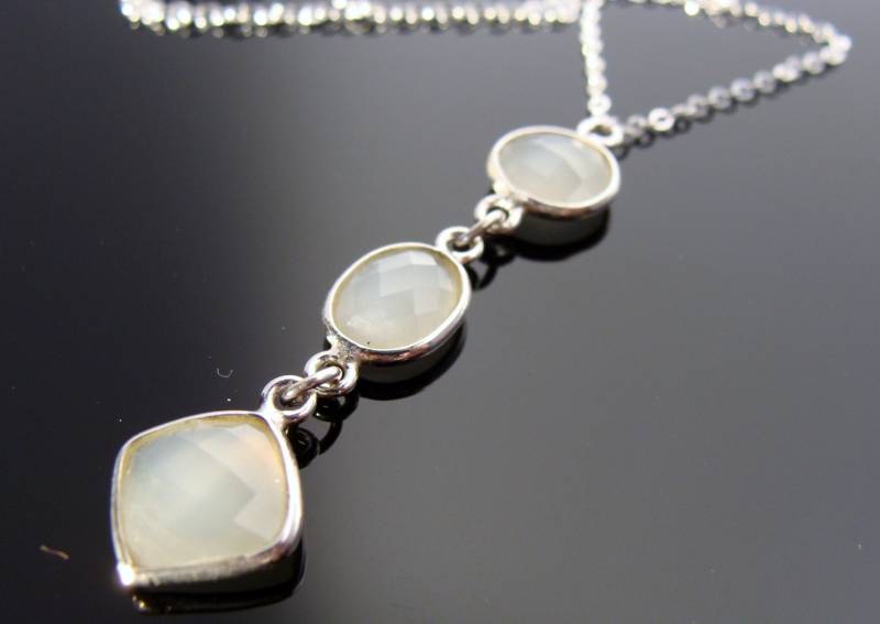 Lünette Set Weiße Mondstein Halskette 925 Sterling Silber Kette Juni Birthstone Schmuck von VestaJewelry