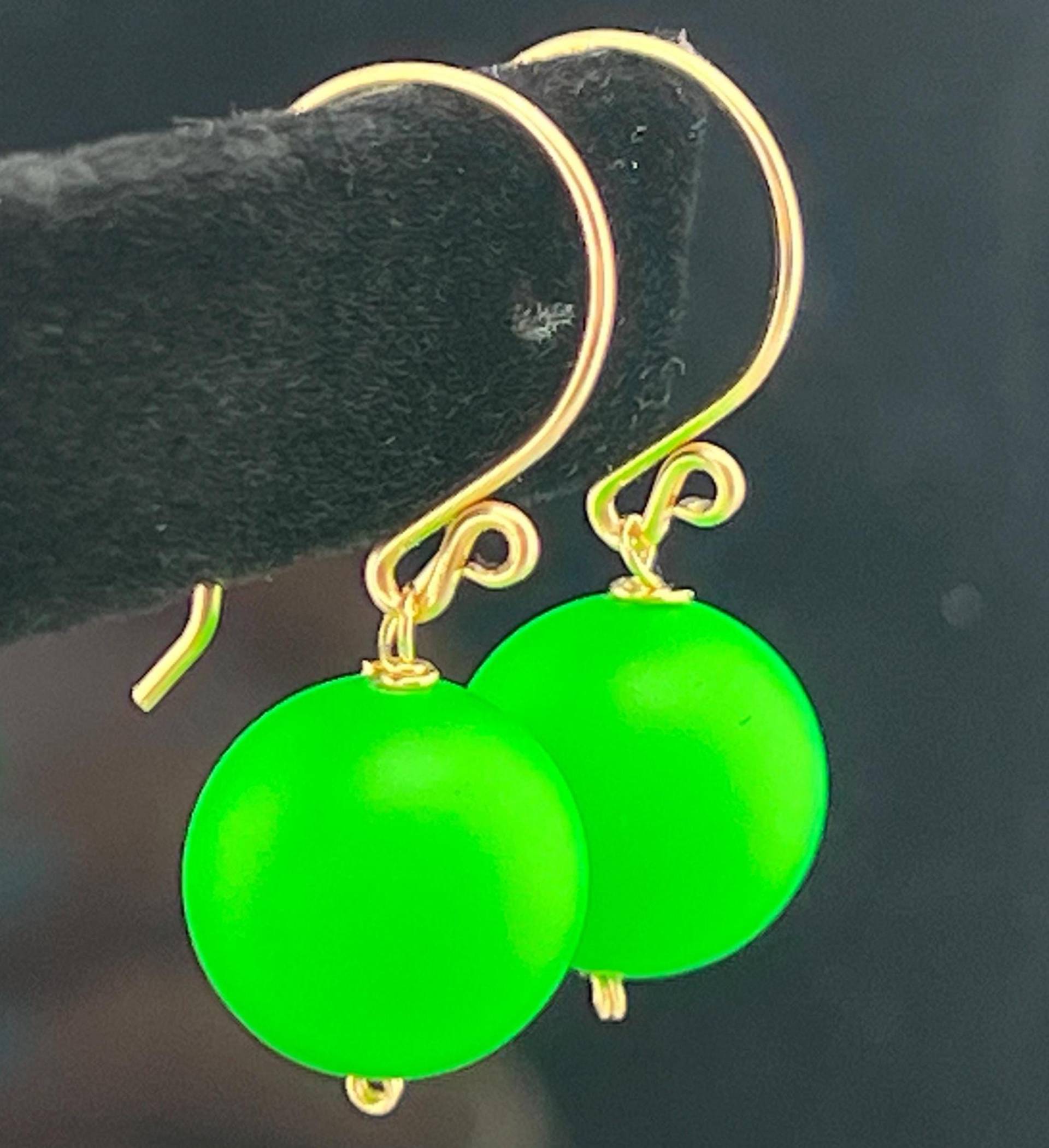 Neongrüne Swarovski Kristall Ohrringe Sterling Silber Oder 14K Gold Gefüllt Handgemachter Schmuck von VestaJewelry