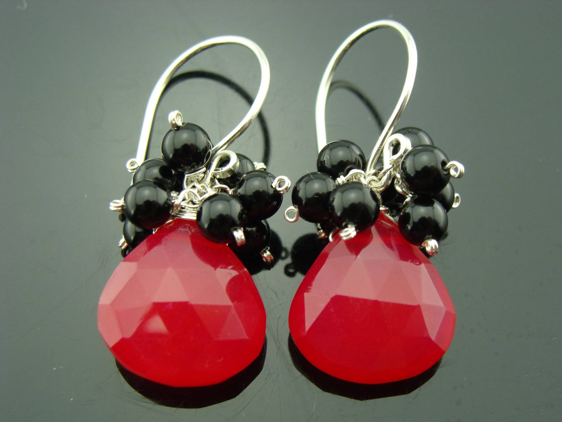 Pink Chalcedon Und Onyx Cluster Ohrringe 925 Sterling Silber Oder 14K Gold Filled Mutiger Edelstein Schmuck Handgemachtes Geschenk Für Sie von VestaJewelry