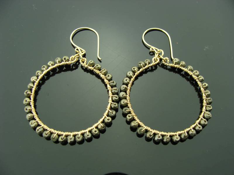 Pyrit Creolen 14K Gold Füllte Edelstein Ohrringe Metallic Baumeln Handgefertigter Schmuck von VestaJewelry