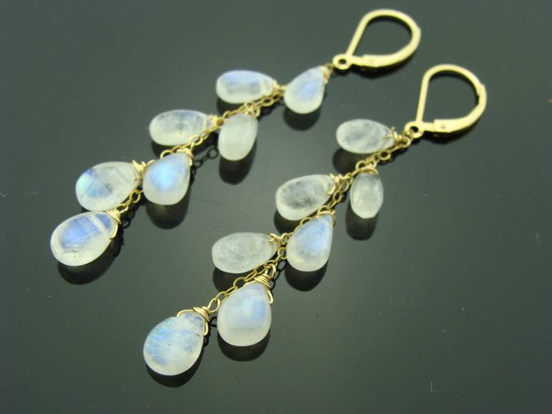 Regenbogen Mondstein Kaskade Ohrringe 14K Gold Filled Oder 925 Sterling Silber Edelstein Lange von VestaJewelry
