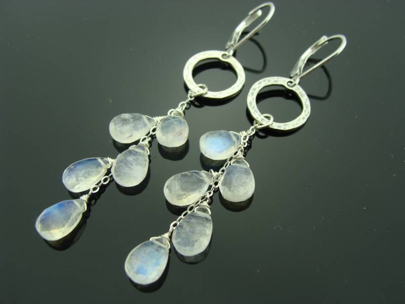 Regenbogen Mondstein Ohrhänger 925 Sterling Silber Cascade Leverback Boho Edelstein Schmuck Geschenk Für Sie Juni Birthstone von VestaJewelry