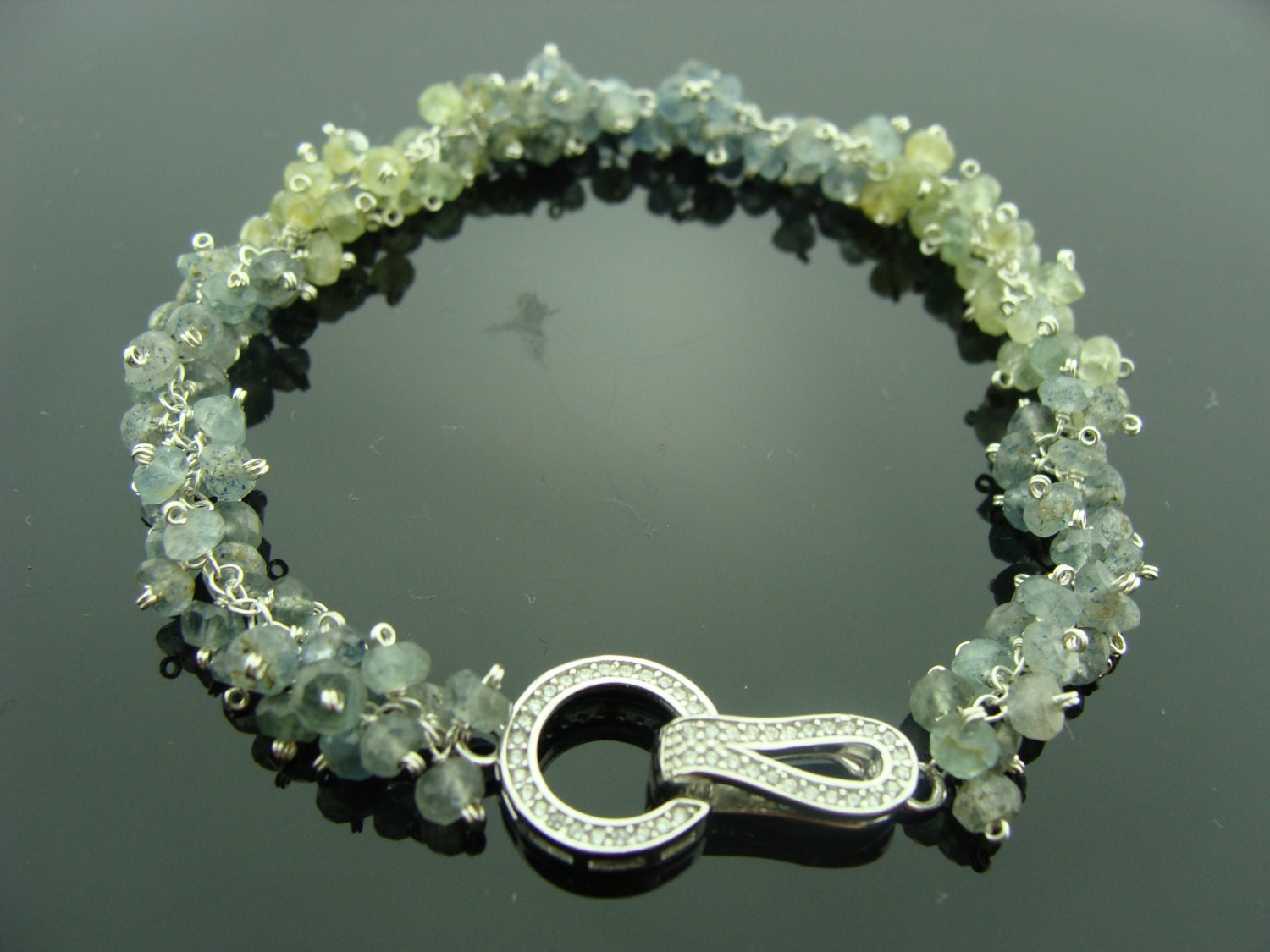 Schattiertes Moos Aquamarin Cluster Armband 925 Sterling Silber Micro Pave Verschluss März Birthstone Schmuck Geschenk Für Sie von VestaJewelry