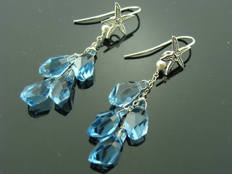 Swarovski Aquamarin-Seestern-Ohrringe 925 Sterlingsilber Strandinspirierter Kristallschmuck Baumeln Ohrringe von VestaJewelry