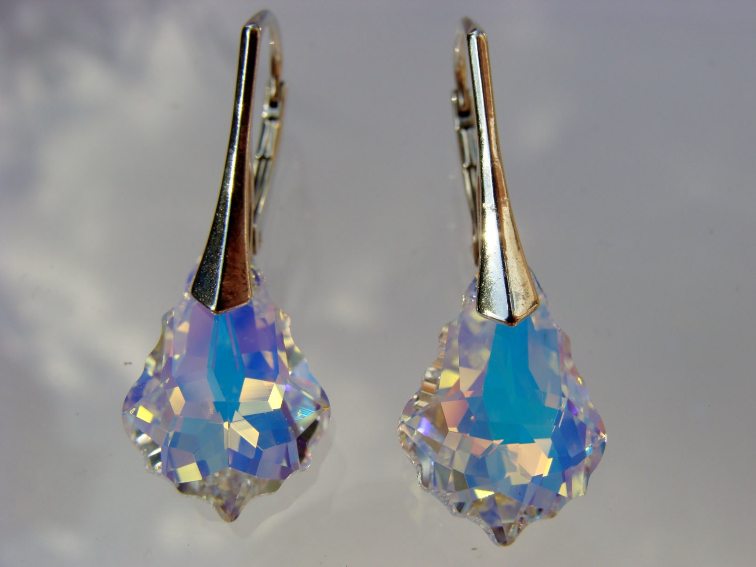 Swarovski Barock Kristall Ab Ohrringe Sterlingsilber Leverback Irisierende Baumeln Geschenk Für Sie Brautschmuck von VestaJewelry