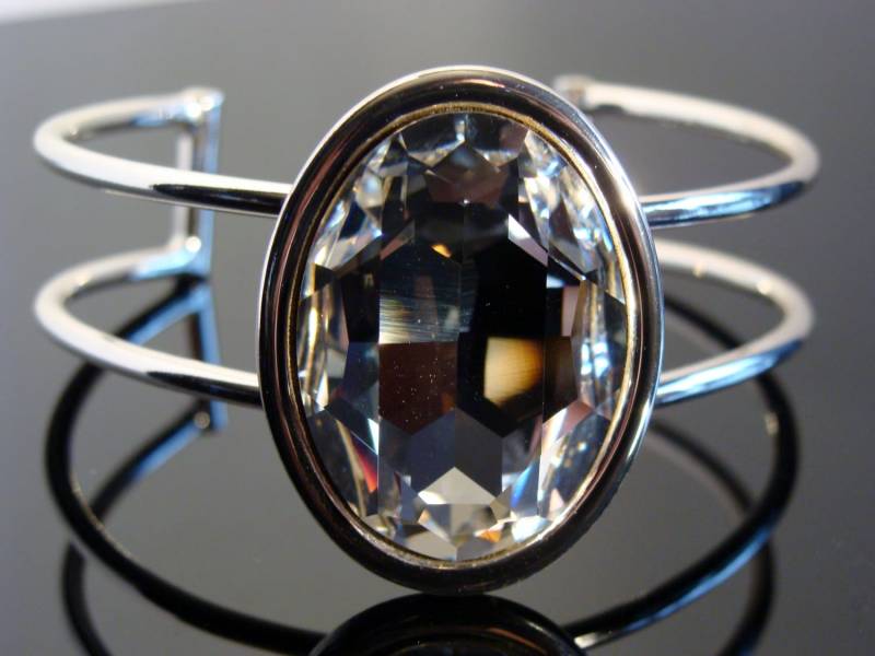 Swarovski Crystal Cuff Armband Großer Statementstein Einstellbares Schmuckgeschenk Für Sie von VestaJewelry