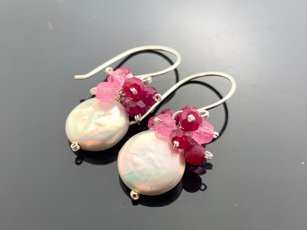 Weiße Münzperle, Rosa Topas Und Rubin Ohrringe 925 Sterling Silber Oder 14K Gold Gefüllt Handgemachter Cluster Schmuck Geschenk Für Sie von VestaJewelry