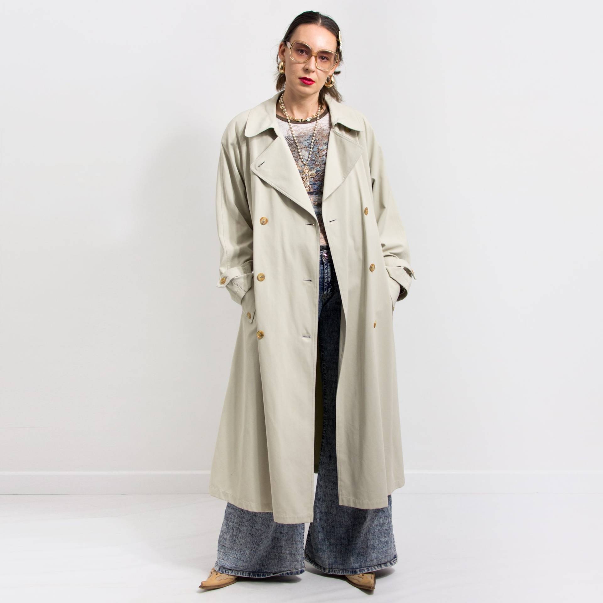 Vintage Leichter Mantel Creme Trench Zweireihig Frauen Oversized Größe L von VestiumConcept