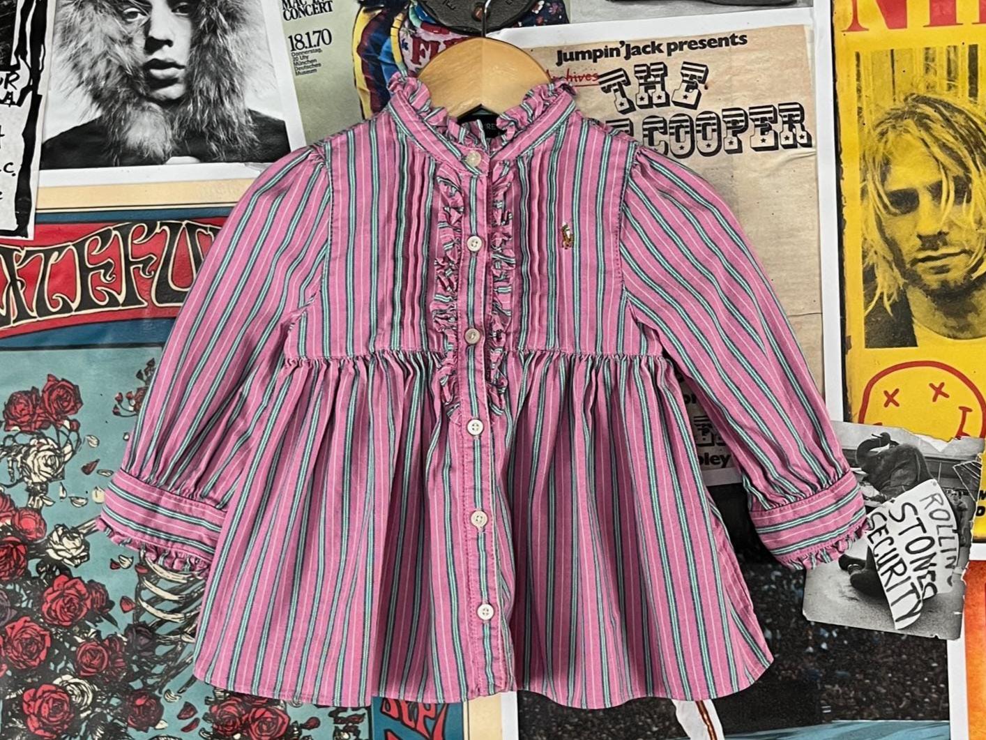 Baby Mädchen Kinder Y2Ks 2000Er Jahre Rosa Grün Blau Gestreift Rüschen Kragen Ralph Lauren Polo Shirtdress Kleid 9-12 Monate Preppy Old Geldstil Baby Mädchen Kinder Y2Ks 2000Er Jahre Rosa Grün Blau Gestreift Rüschen Kragen Ralph Lauren Polo Shirtdress Kleid 9-12 Monate Preppy Old Geldstil von VettedVintageWares