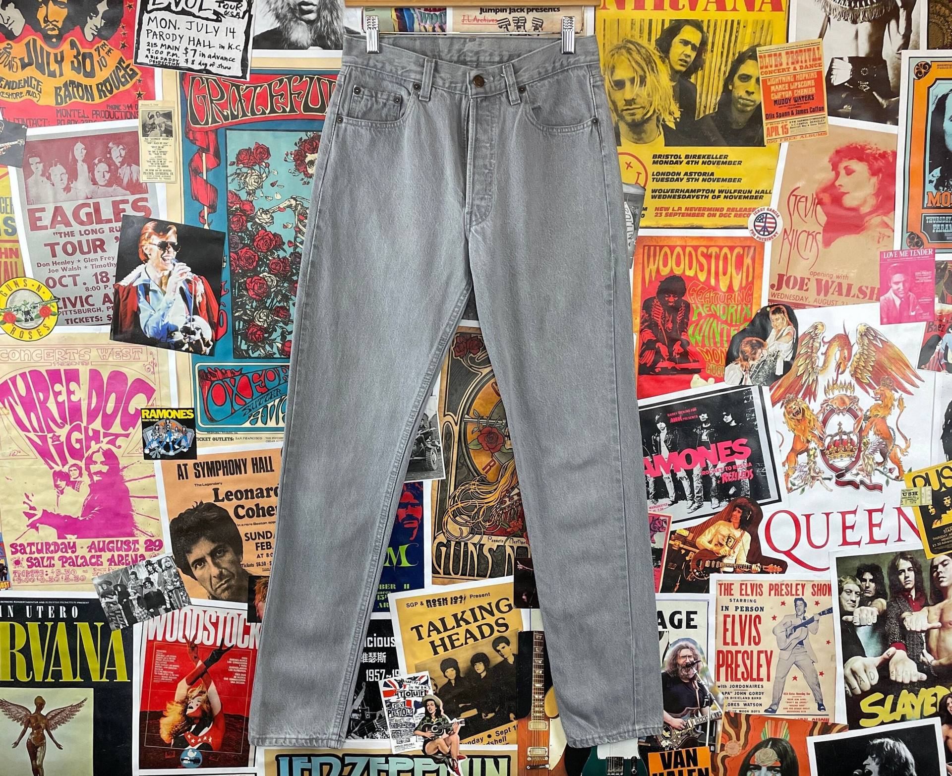 Vintage 80Er-90Er Jahre Ausgeblichene Graue Levi's 501S Usa Denim Jeans 70x31, 80Er Herren Hose von VettedVintageWares