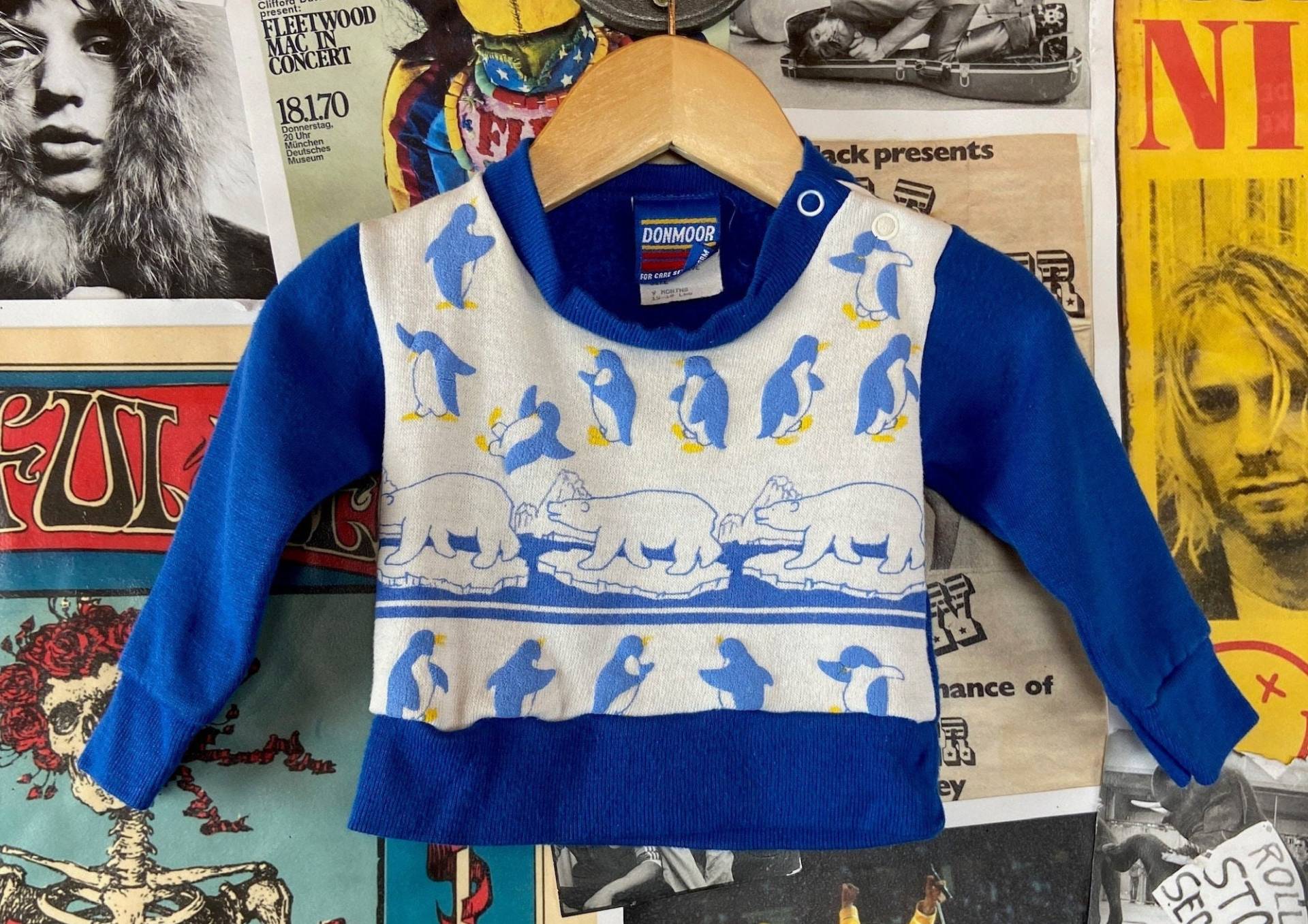 Vintage Baby Jungen Kinder 80Er Blau Antarktis Eisbär & Pinguine Wildlife Langarm Top, Junge 3-6 Monate, Retro Kinderkleidung von VettedVintageWares