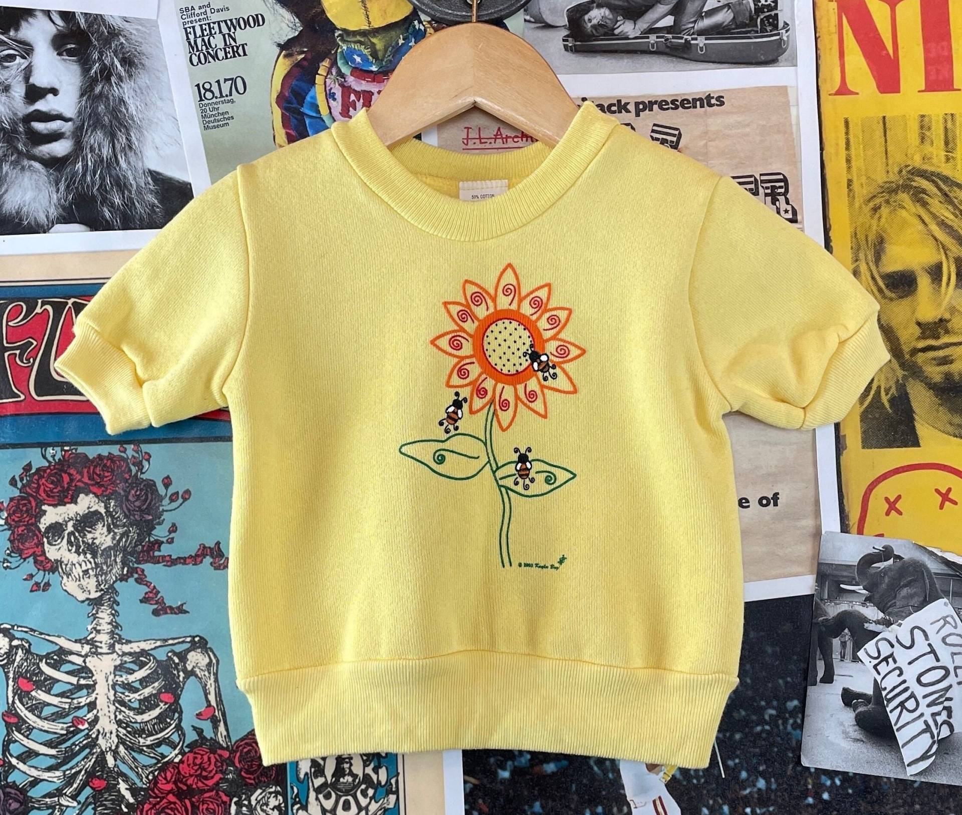 Vintage Baby Mädchen Kinder 90Er Jahre Gelbe Sonnenblumen Hummeln Kurzarm Pullover Crewneck Sweatshirt Größe 12-18 Monate, Frühling Top von VettedVintageWares