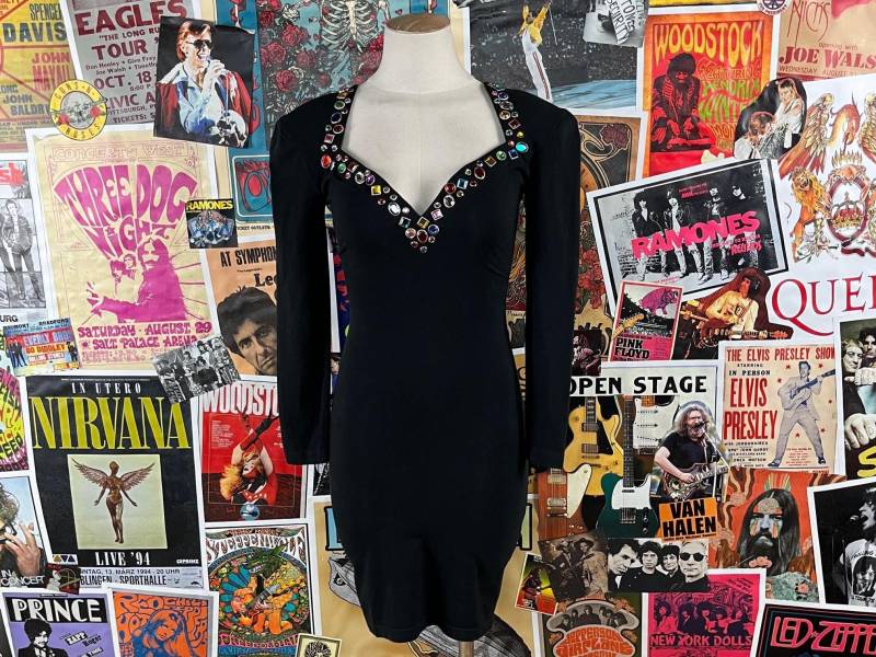 Vintage Damen 90Er Jahre Schwarz Bejeweled Sweetheart Langarm Bodycon Minikleid Größe 0 Xs Glam Nieten Perlen Cocktail Clubbing Party Kleid von VettedVintageWares