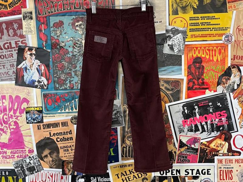 Vintage Kinder 70Er-80Er Jahre Burgund Cognac Braun Jcpenney Super Cord Bootcut Hose Größe 8 Regular Retro Jungen Mädchen Groovy Kleidung Herbst von VettedVintageWares