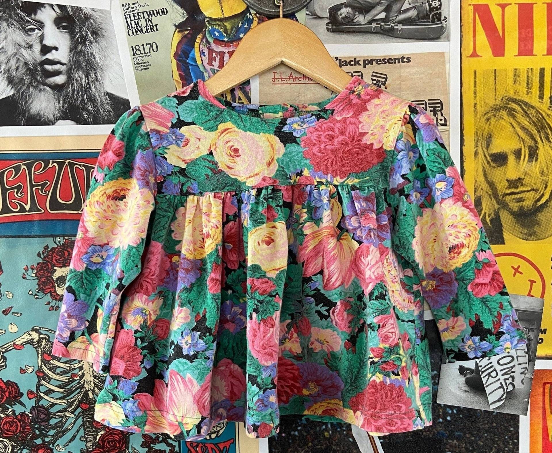 Vintage Kinder Kleinkind Mädchen 90Er Jahre Blumen Chintz All Over Print Swing Top Größe 2T, Frühlingsblumen Shirt Back To School Kleidung von VettedVintageWares