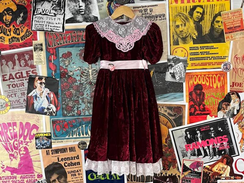 Vintage Mädchen 90Er Jahre Rot Rosa Samt Blumenspitze Perle Pailletten Perlenband Gürtel Rosette Jayne Copeland Party Urlaub Kleid Größe 4 Alter 3-4 von VettedVintageWares