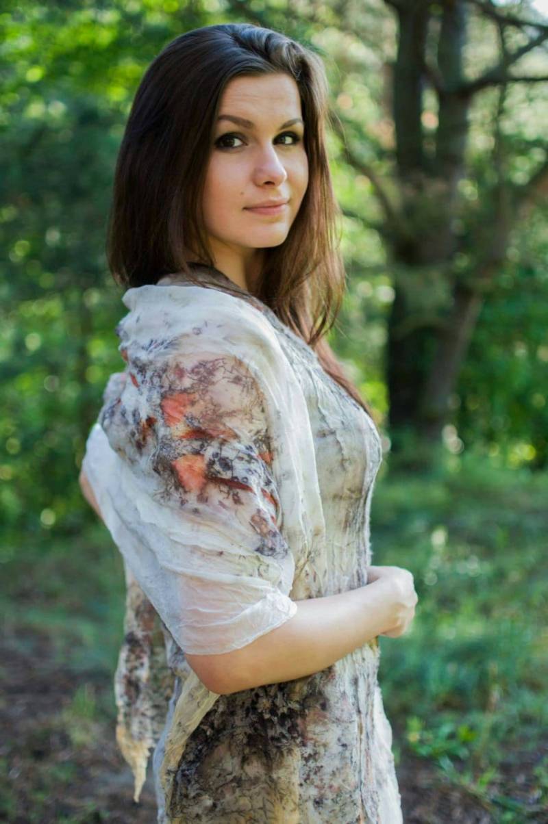 Luxus Seide & Merinowolle Schal, Bedruckt Mit Pflanzen, Kontakt Gefärbt, Handgemacht, Nuno Filzen, Geschenk Kunst von Veuna