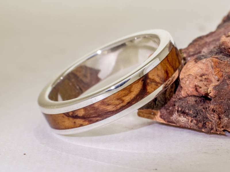 Ehering Aus Silber Und Olivenholz von ViademonteJewelry