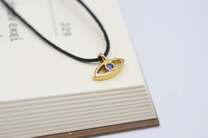 Evil Eye Goldkette Solid 18K Echte Saphir Halskette September Birthstone Schutz Handmade Evil Eye Goldkette Solid 18K Echte Saphir Halskette September Birthstone Schutz Handmade von ViazisJewelry