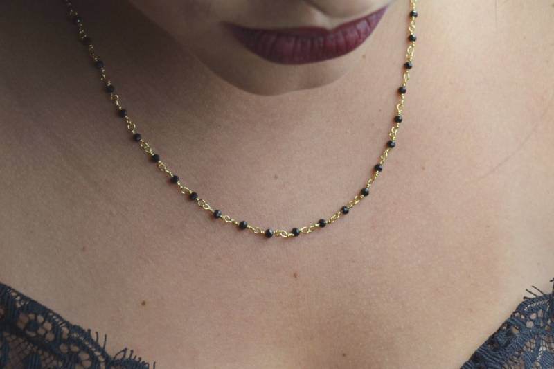 Rosenkranz Spinell Halskette 18K Solid Gold Zarte Perle Schmuck Frau Goldkette Handgemacht Rosenkranz Spinell Halskette 18K Solid Gold Zarte Perle Schmuck Frau Goldkette Handgemacht von ViazisJewelry